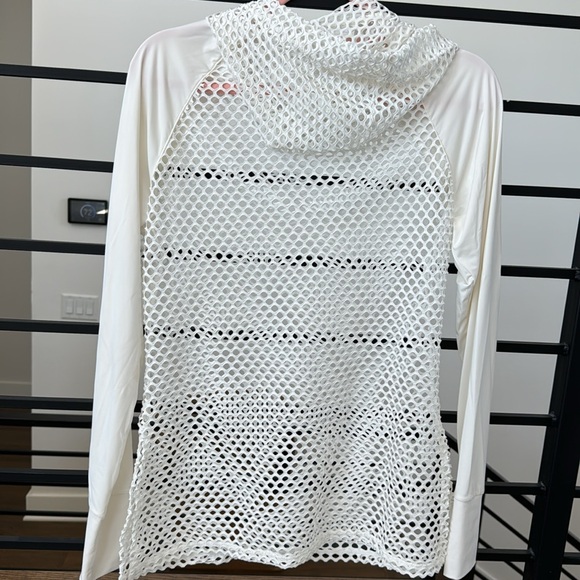 pullover - Picture 3 of 3